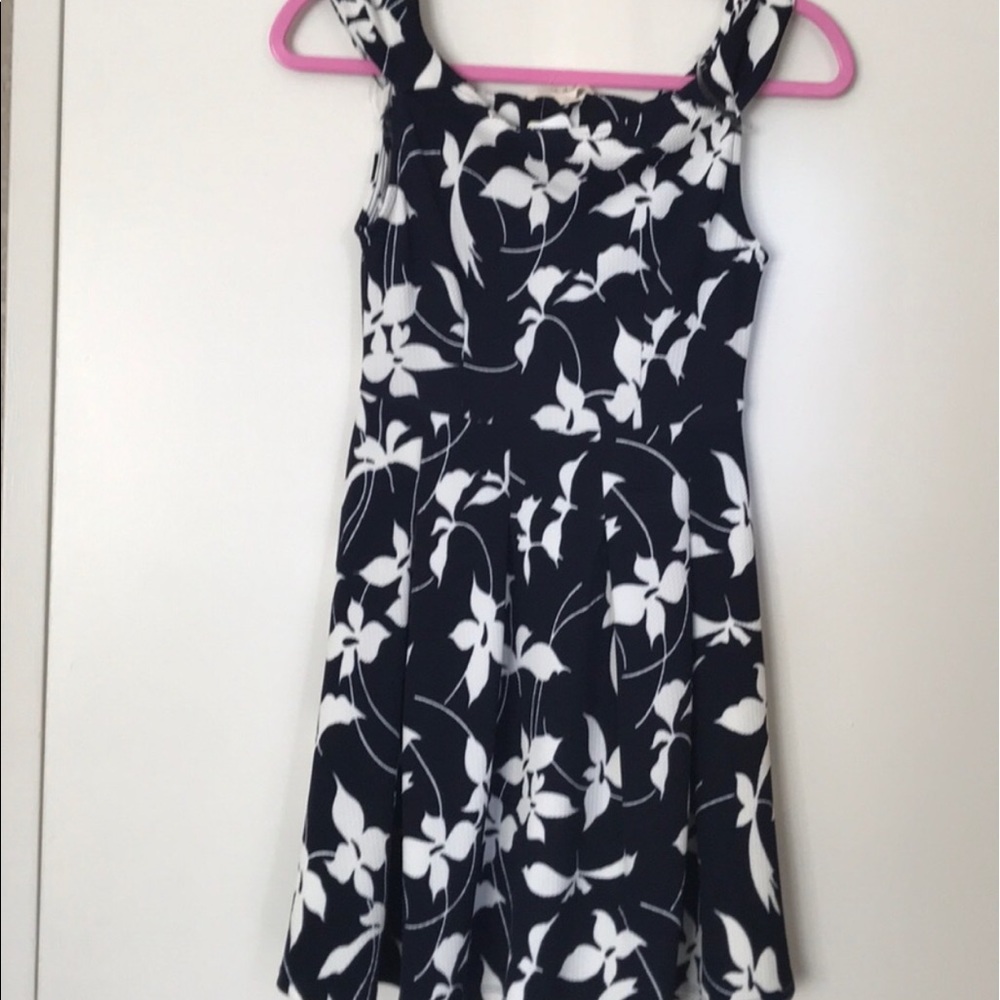 Painted threads floral dress size medium